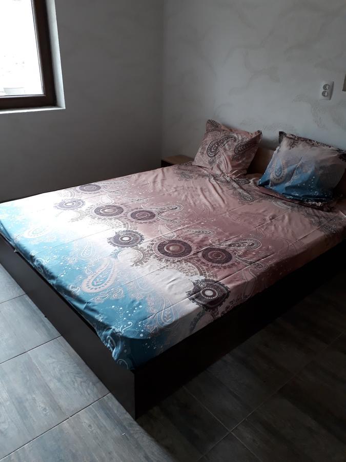 Popovi Koshari Guest House Dolno Panicherevo Exterior photo