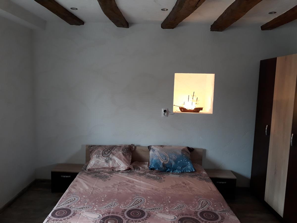 Popovi Koshari Guest House Dolno Panicherevo Exterior photo